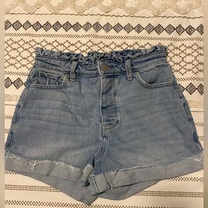 Hollister Ultra High Waisted Mom Shorts